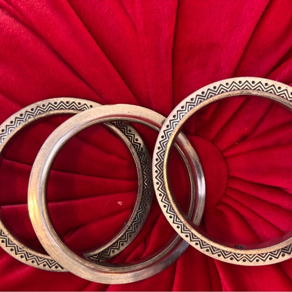 Silver Patterned Bangles 3 🌼🌼🌼🌼 - Picture 7 of 14